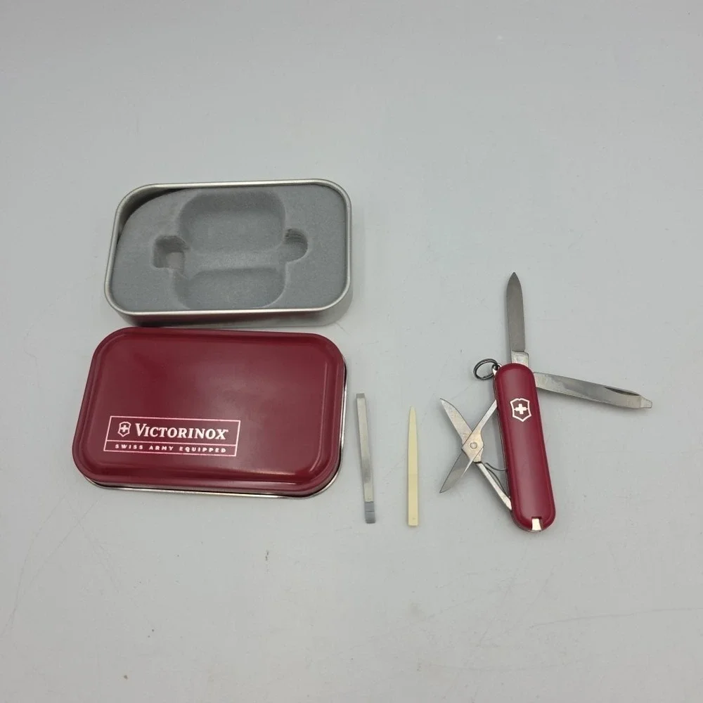Victorinox Officer Suisse Swiss Army Knife Multi Tool CABOT Red New In Box